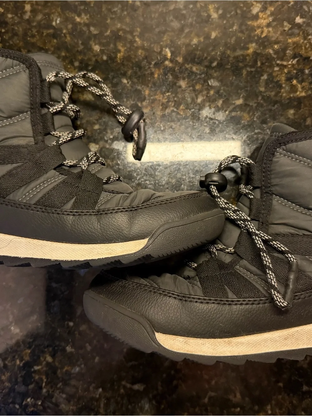 Sorel Whitney II Black Waterproof Winter Boots Youth Size 2